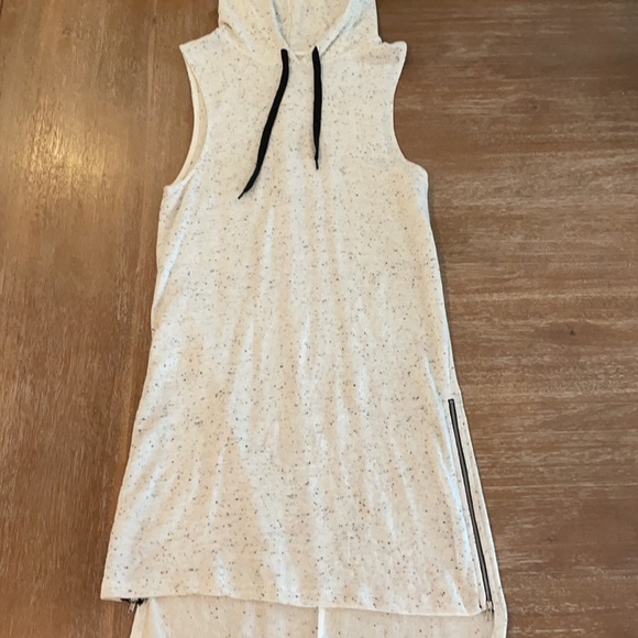 Lazy Sundays Hooded Sleeveless Dress - Picture 3 of 5